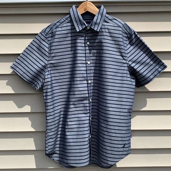 NWOT NAUTICA Classic Fit Vertical Stripe Maritime Navy Short Sleeve Button Down - Picture 5 of 15
